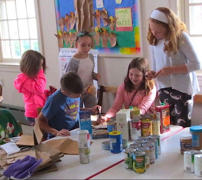 Collecting Food Donations
